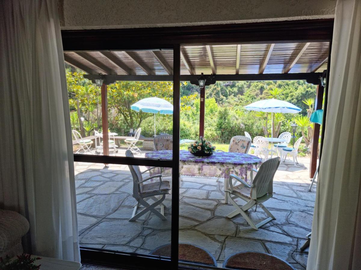Beachfront Villa 100M From Sea For Up To 10 Guests Siviri Exterior photo